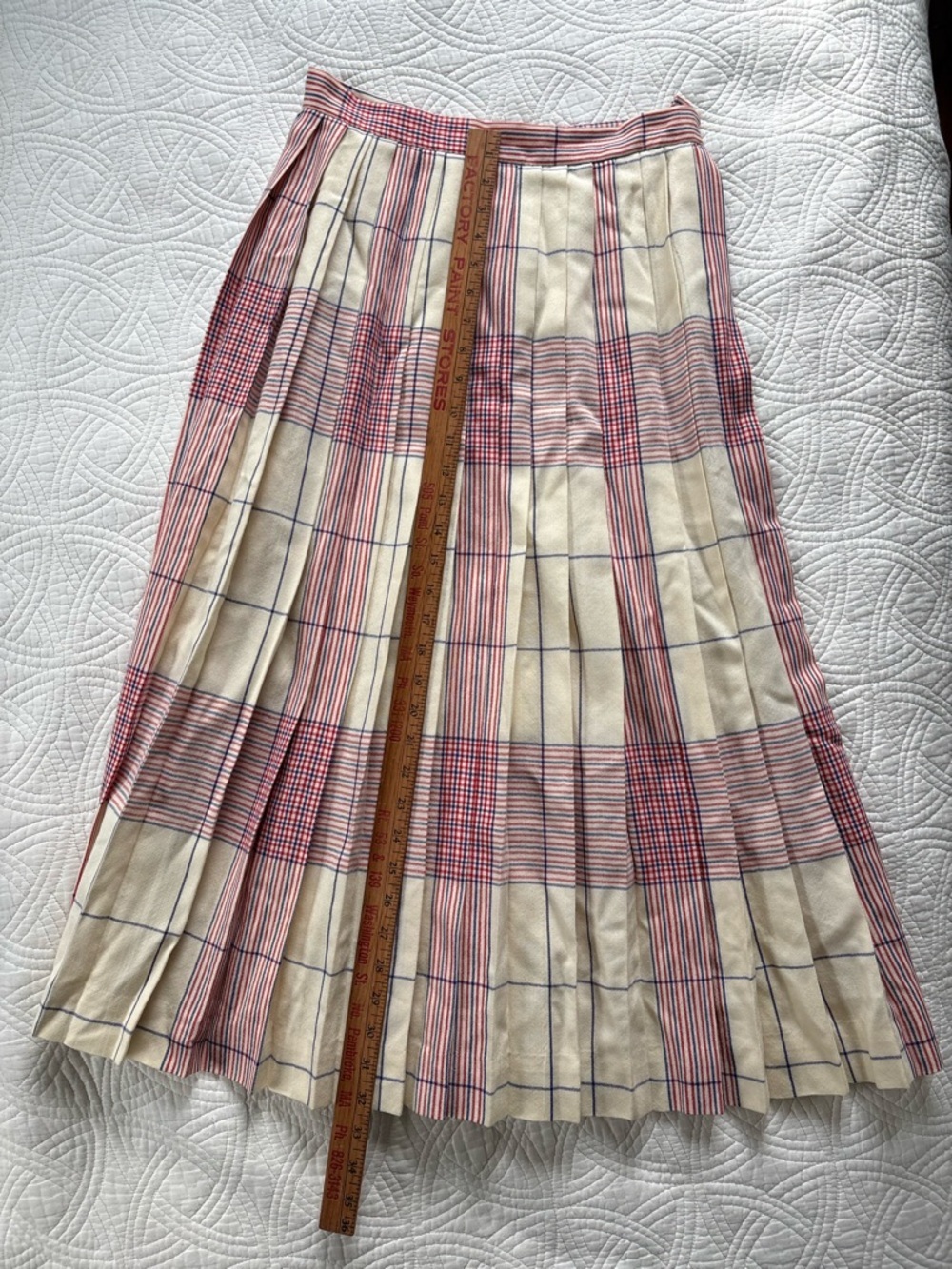 Vintage Woolmark Pleated Cream Red  Navy Skirt Size 10 - Picture 2 of 6